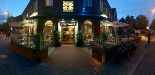 Discovering the Best Italian Places in Wales: A Tour of Casa Mia, La Piazza, and Sergio's Italian Restaurant